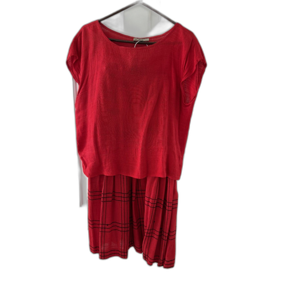 Max by Arthur Max Red Plaid Skirt & Red Top Set Size M